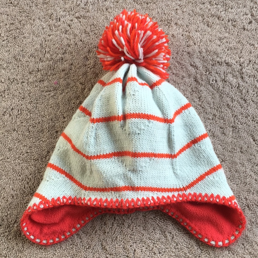 Nike winter hat - Picture 2 of 3